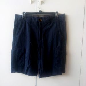 St. John's Bay size 32 Men's shorts